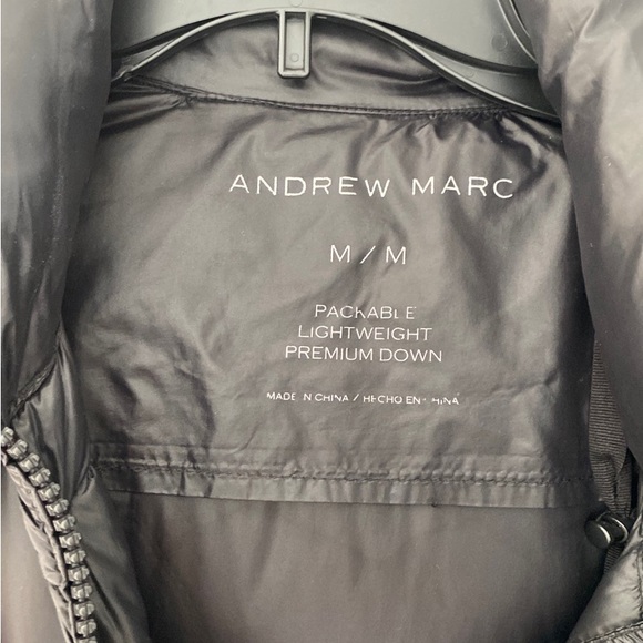 SOLD/ Andrew Marc Jacket Med Black New with out tag light weight Med - Picture 3 of 6